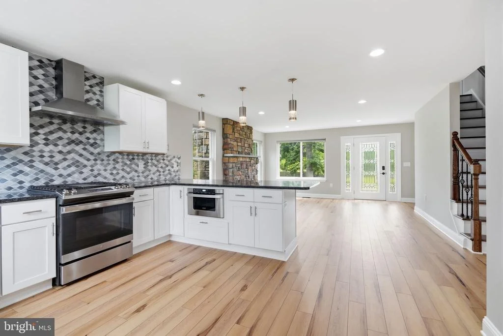Photo of 1633 REED ROAD