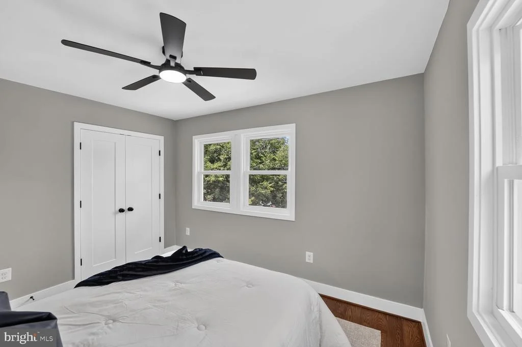Photo of 1101 46TH PLACE SE