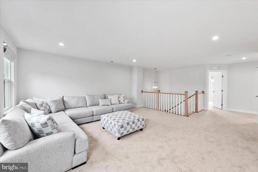 Photo of 37296 SPINNEY LANE