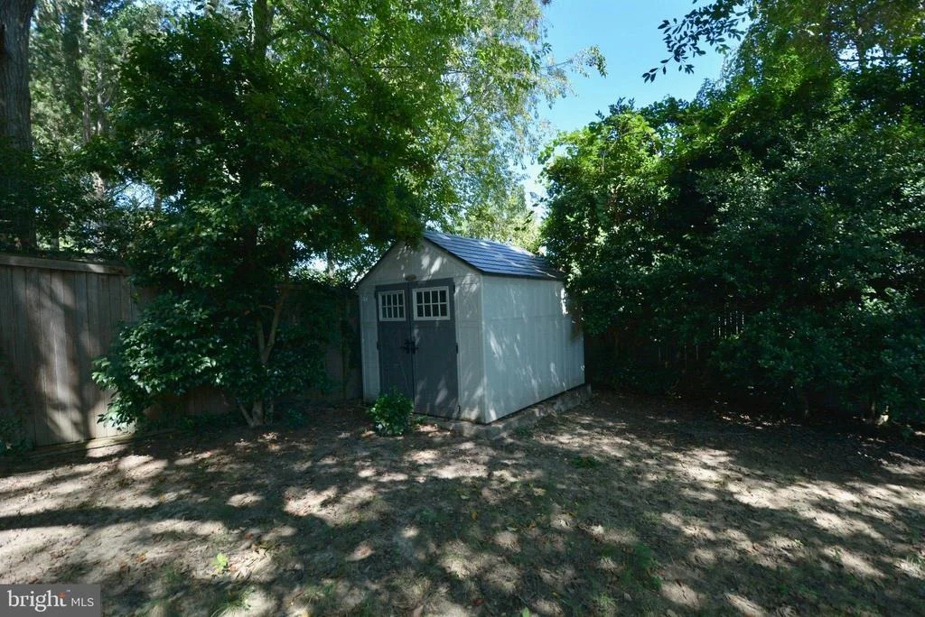 Photo of 8709 HIGHGATE ROAD