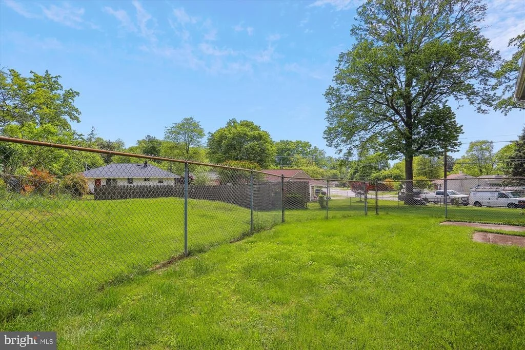 Photo of 13901 BAUER DRIVE