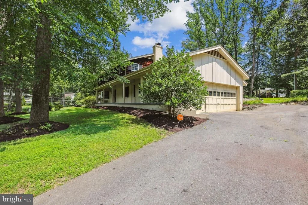 Photo of 14509 FARADAY DRIVE