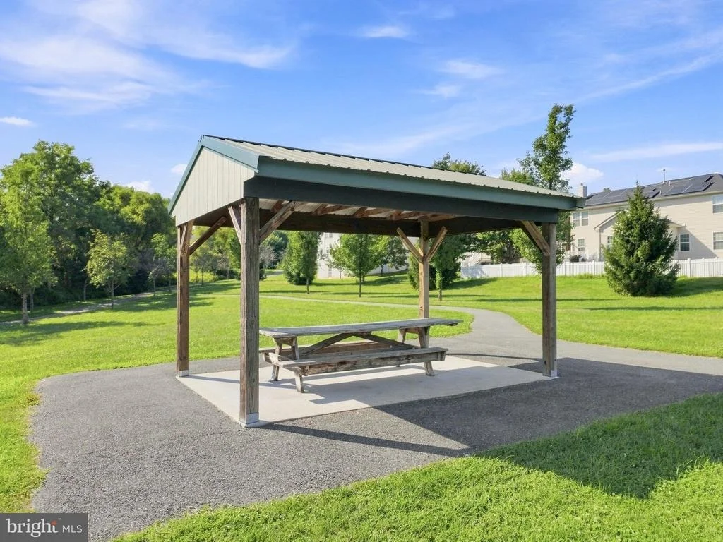 Photo of 2124 CAISSON ROAD