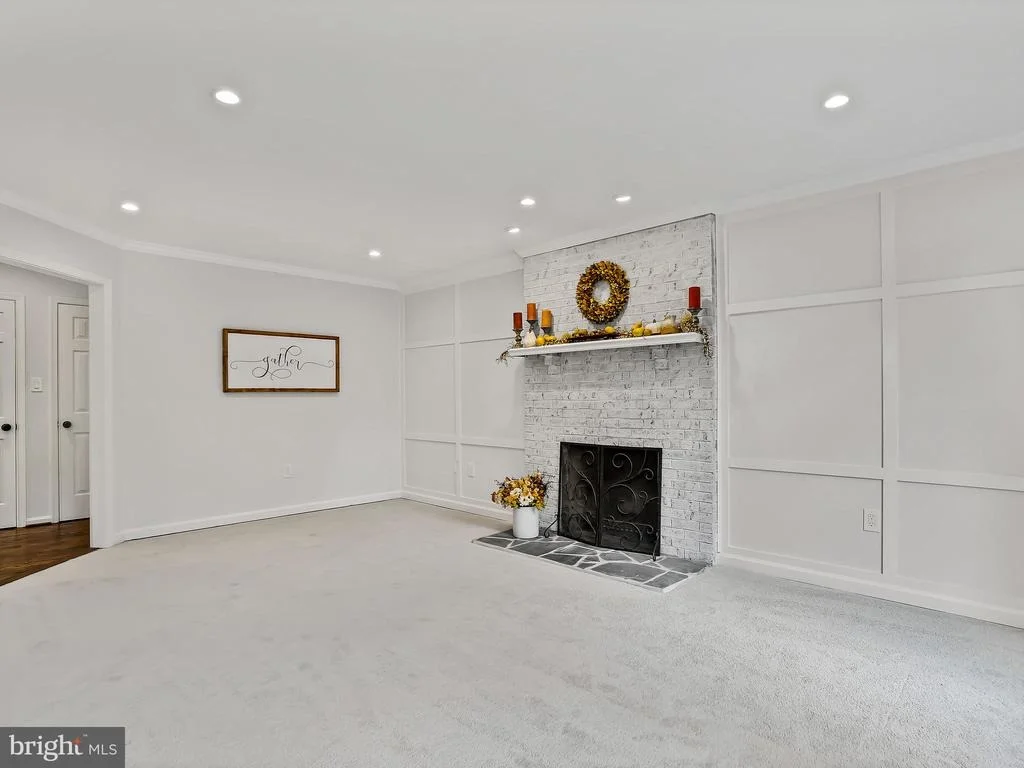 Photo of 8205 GOODHURST DRIVE