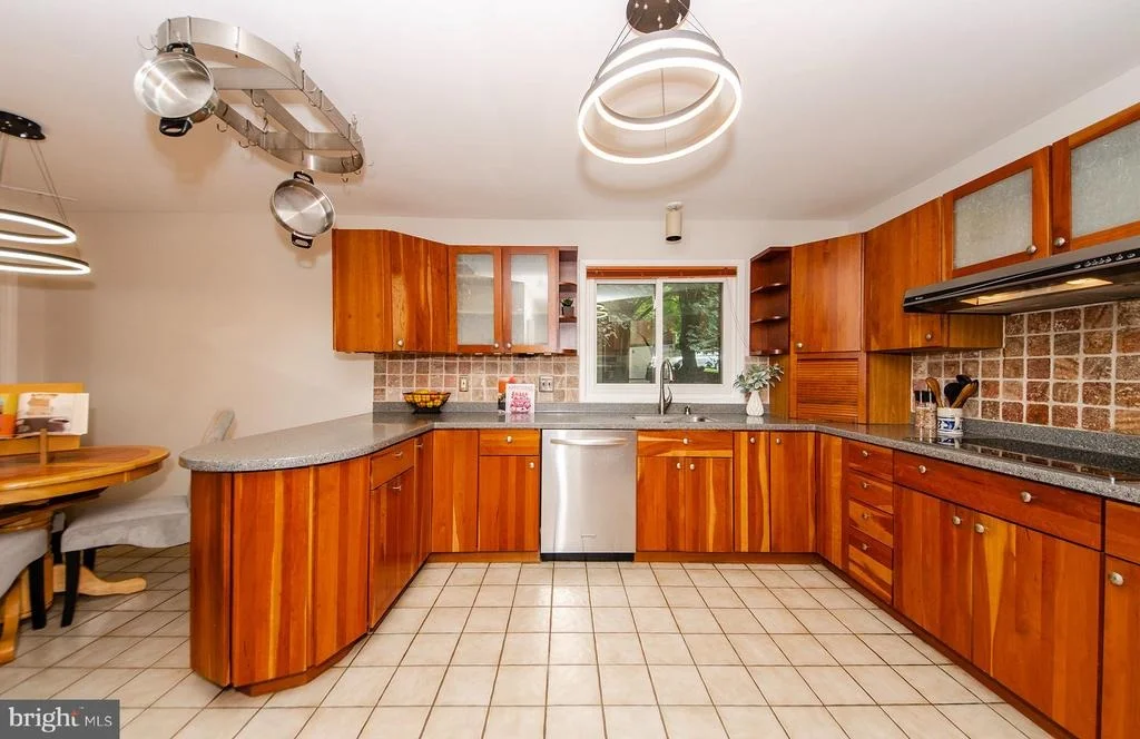 Photo of 1430 WOLFTRAP RUN ROAD