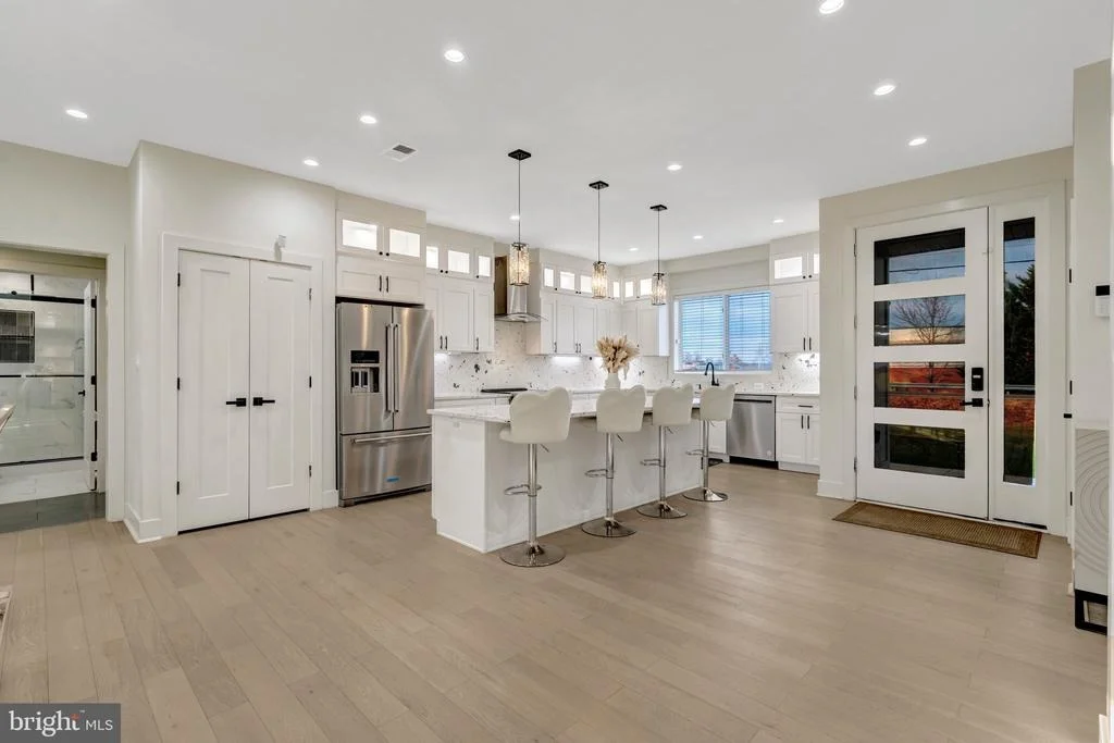 Photo of 8709 YORKSHIRE LANE