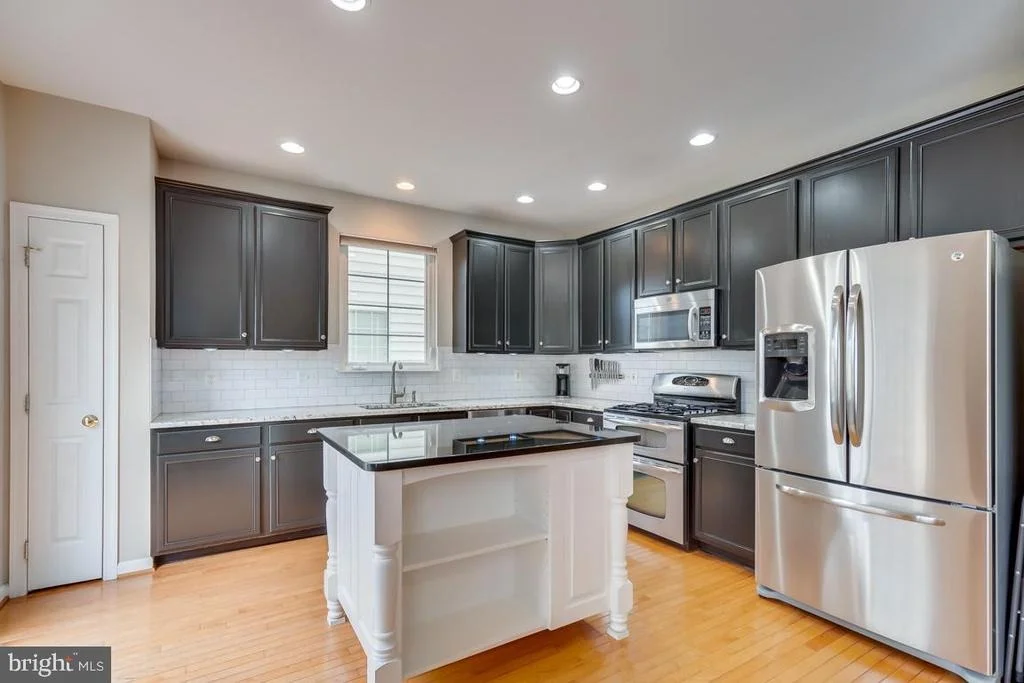 Photo of 42773 CENTER STREET