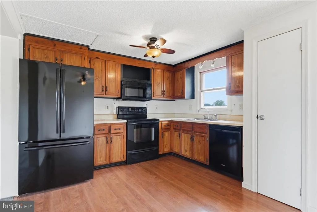 Photo of 10405 GORDON ROAD