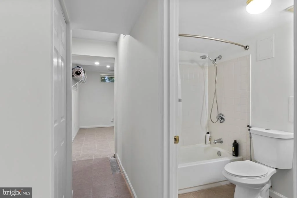 Photo of 33 JADE DRIVE