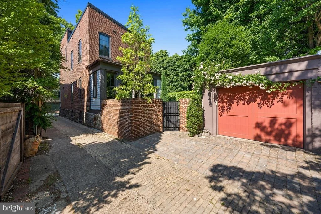 Photo of 3420 P STREET NW