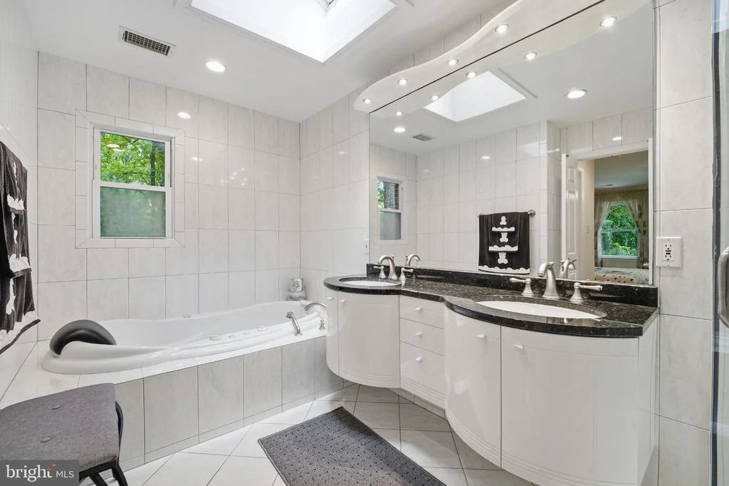 Photo of 15221 REDGATE DRIVE