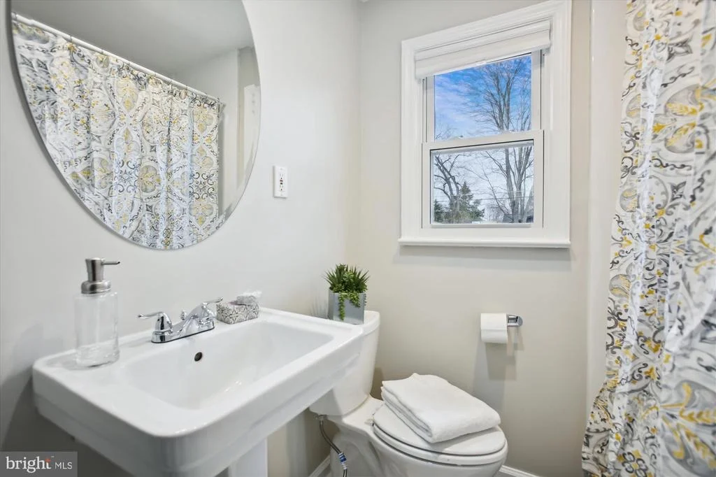 Photo of 7926 JACKSON ROAD