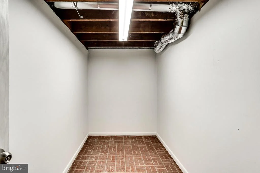 Photo of 5222 LIGHTNING VIEW ROAD