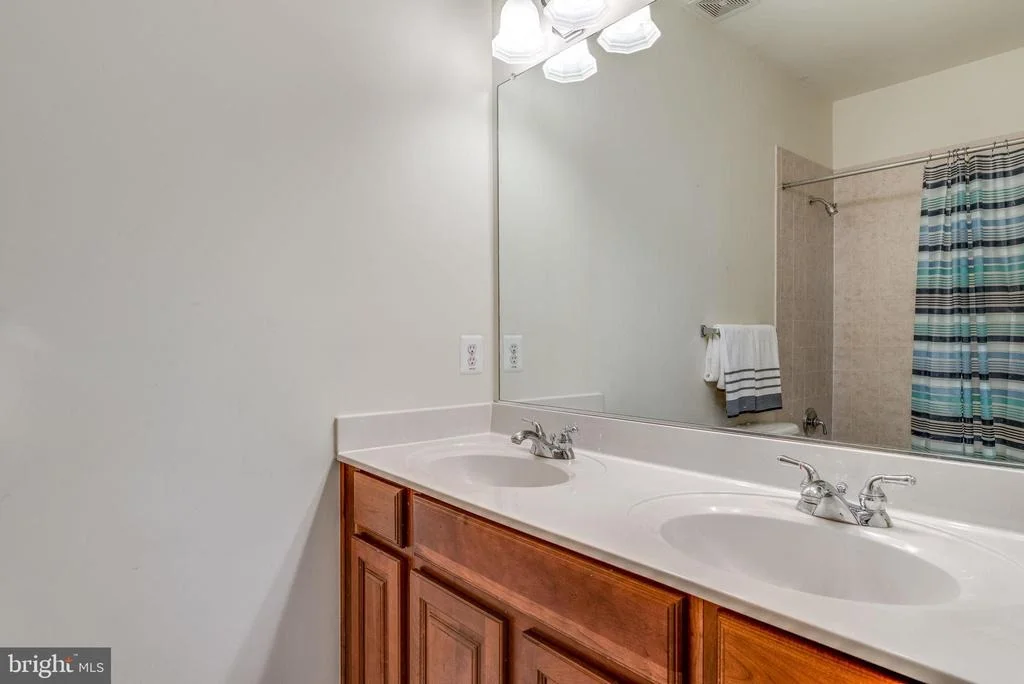 Photo of 24820 STONE PILLAR DRIVE