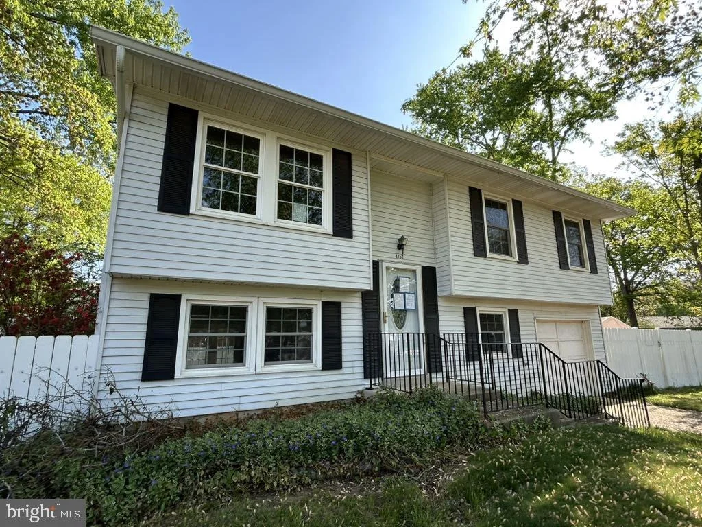 Photo of 2152 CREST CIRCLE