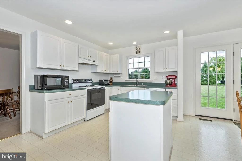 Photo of 4106 BENNINGTON PLACE W