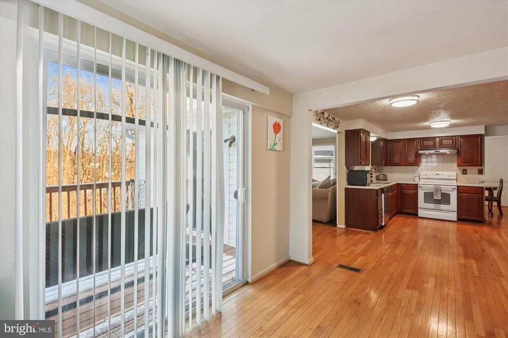 Photo of 3024 MEMORY LANE