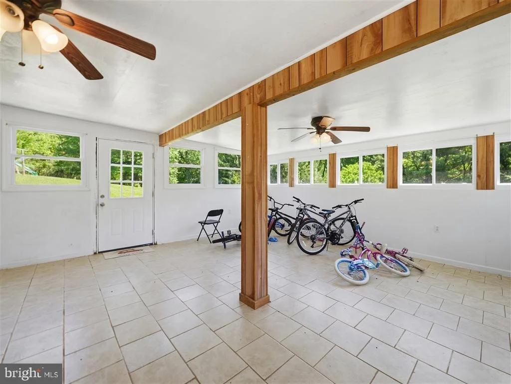 Photo of 2915 FRY ROAD