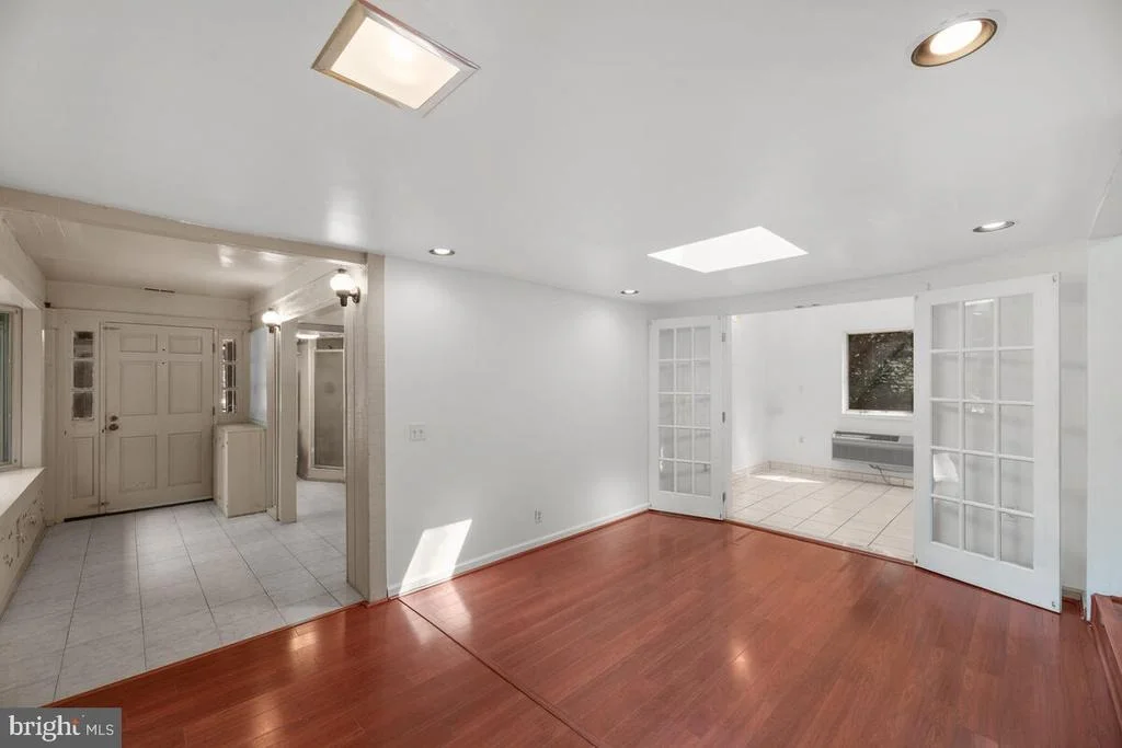 Photo of 6014 STEVENS FOREST ROAD