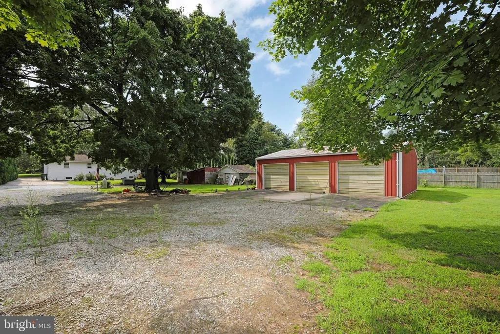 Photo of 313 KINGS HIGHWAY