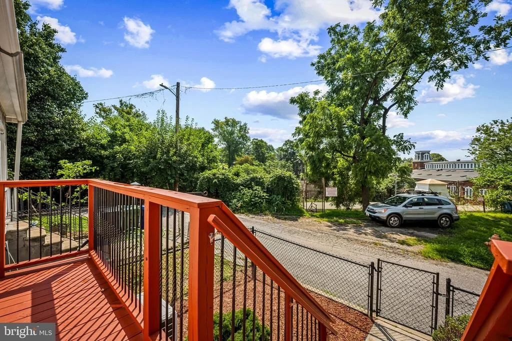Photo of 806 DARBY STREET