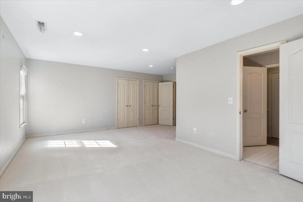 Photo of 12827 DOE LANE
