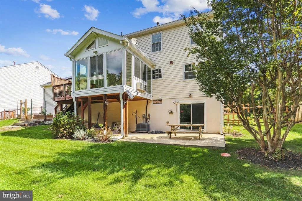 Photo of 927 POINTER RIDGE DRIVE
