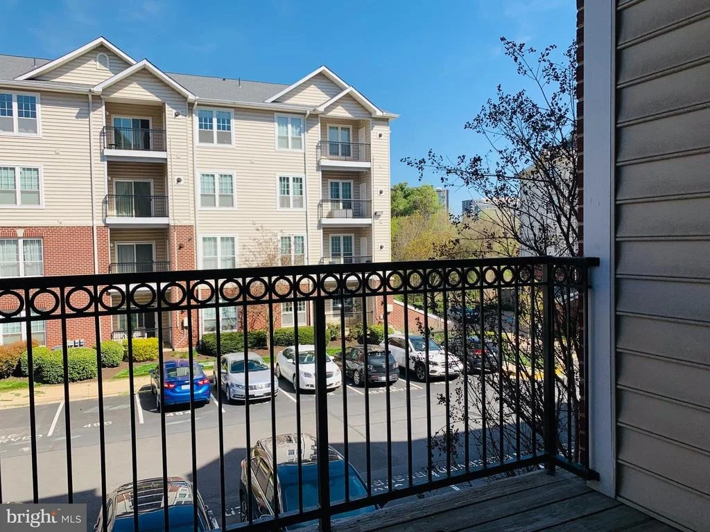 Photo of Unit 7211 at 1570 SPRING GATE DRIVE
