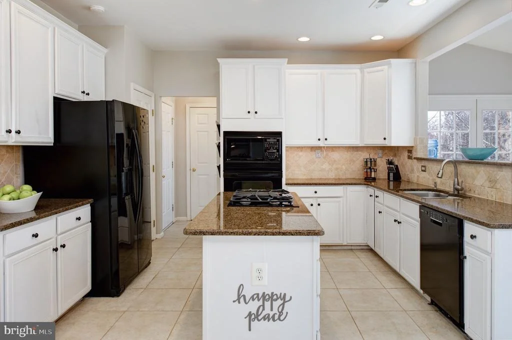 Photo of 10891 HUNTER GATE WAY