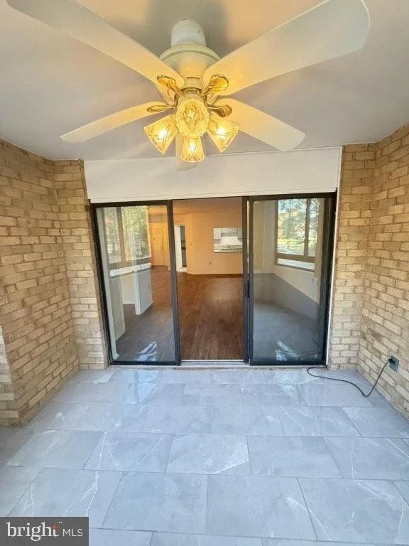 Photo of Unit 1124 at 15101 INTERLACHEN DRIVE