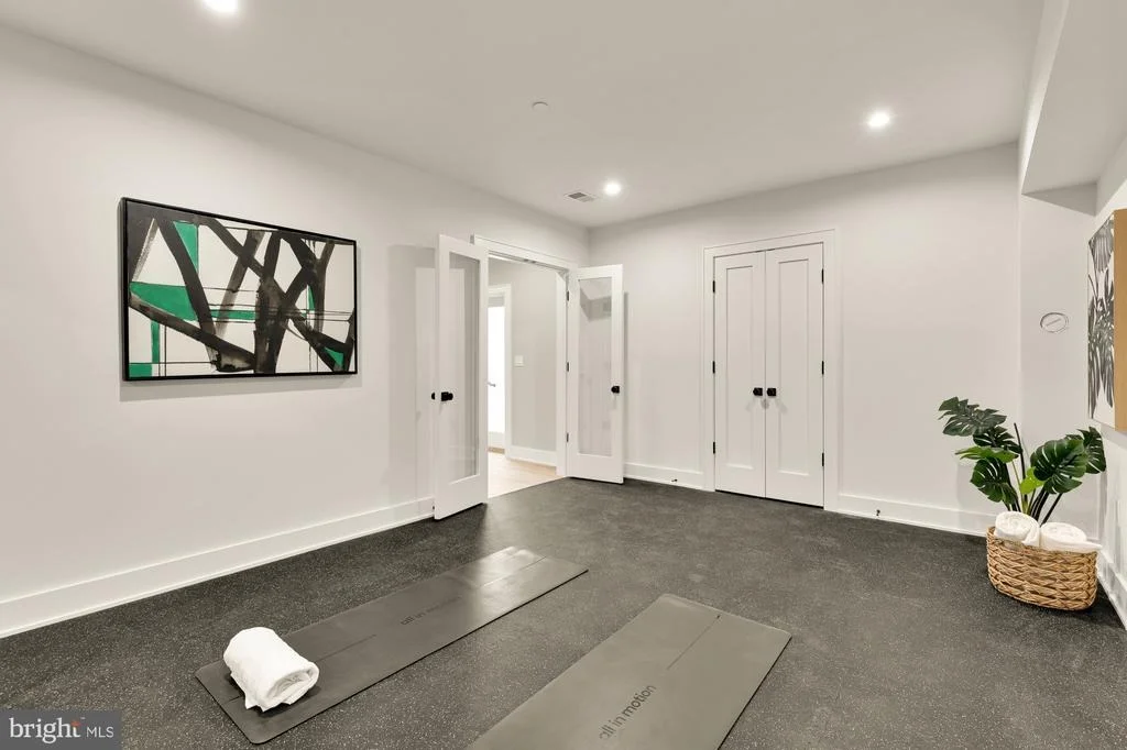 Photo of 9508 FOREST ROAD