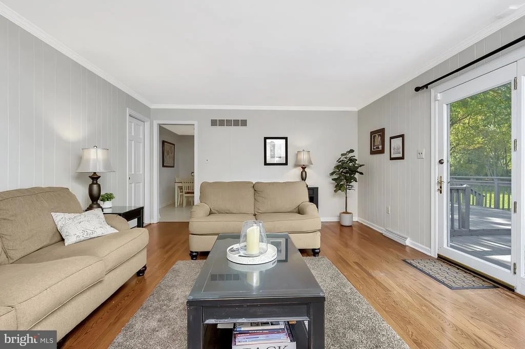Photo of 19 TENBY CHASE DRIVE