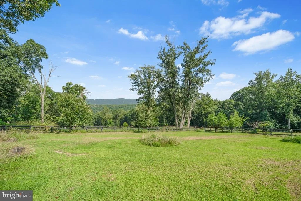 Photo of 6229 ENON SCHOOL ROAD