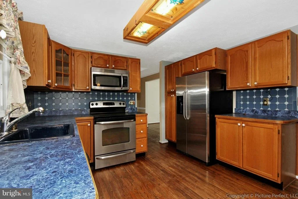 Photo of 577 BINFORD COURT