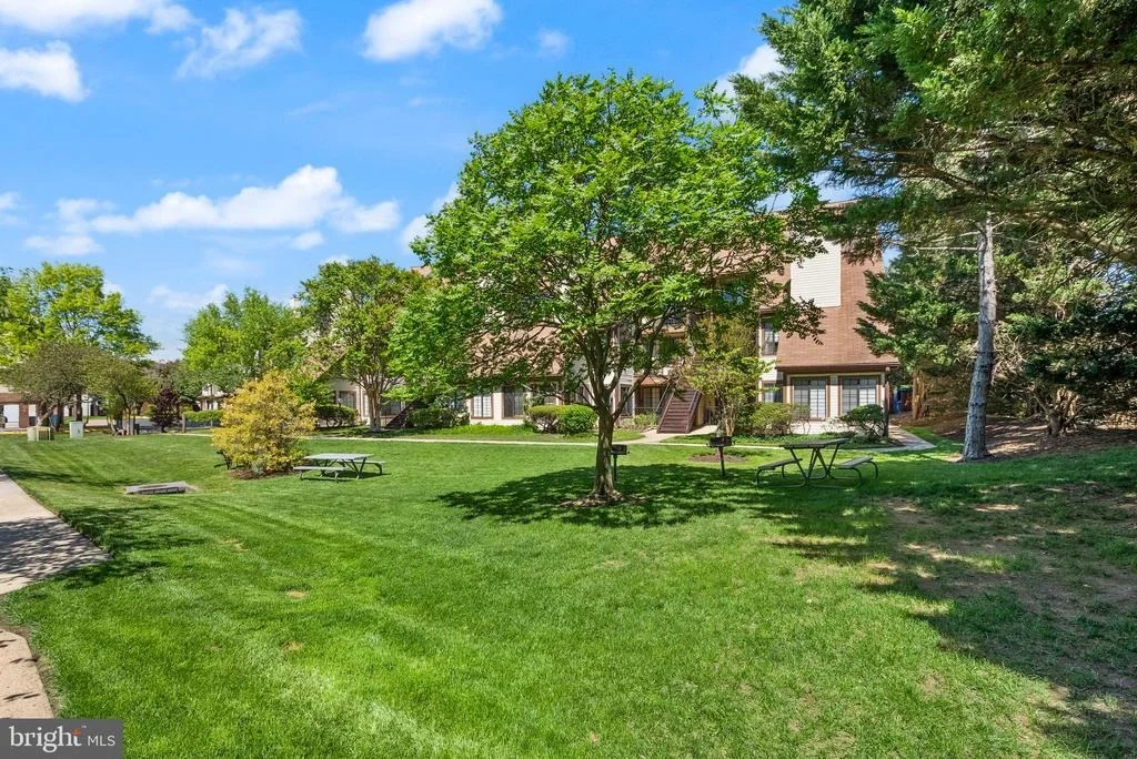 Photo of Unit C at 6013 CURTIER DRIVE
