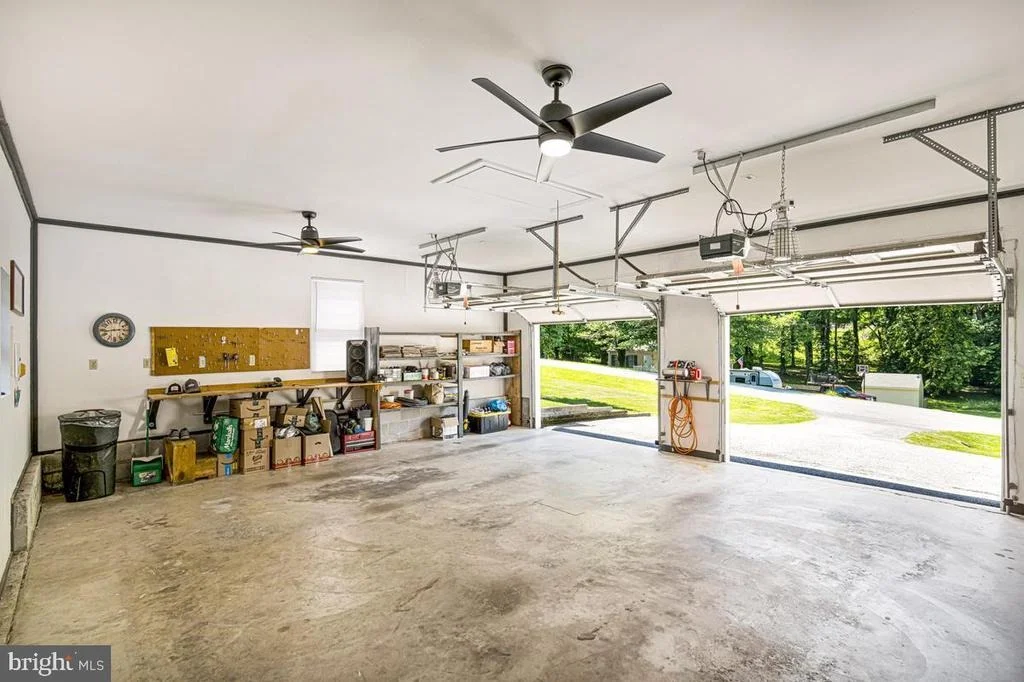 Photo of 9017 MEGAN CIRCLE