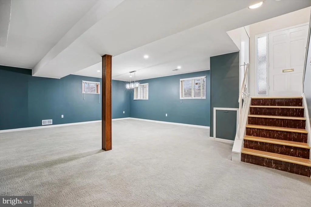 Photo of 713 HORTON DRIVE