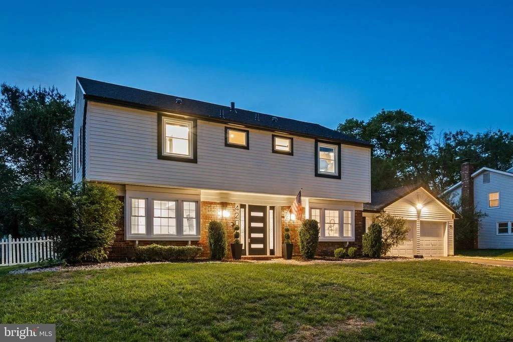 Photo of 4202 MINSTRELL LANE