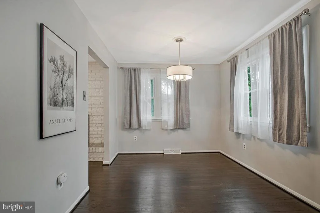 Photo of 454 MANOR ROAD