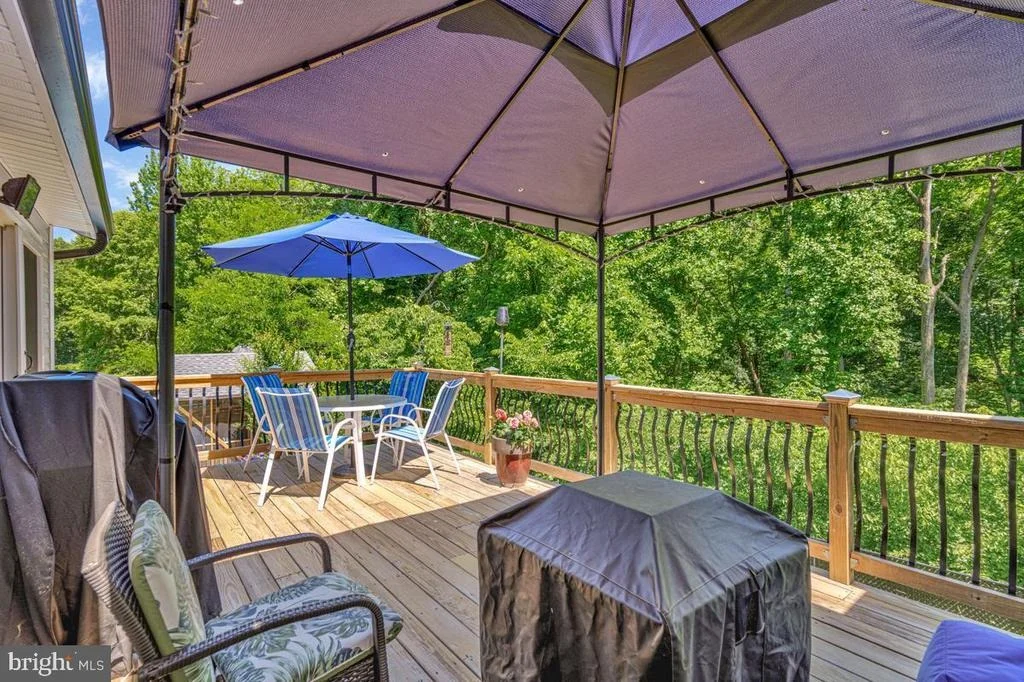 Photo of 9017 MEGAN CIRCLE