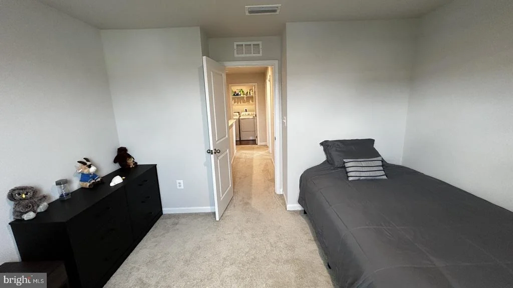 Photo of 840 WINGTIP WAY