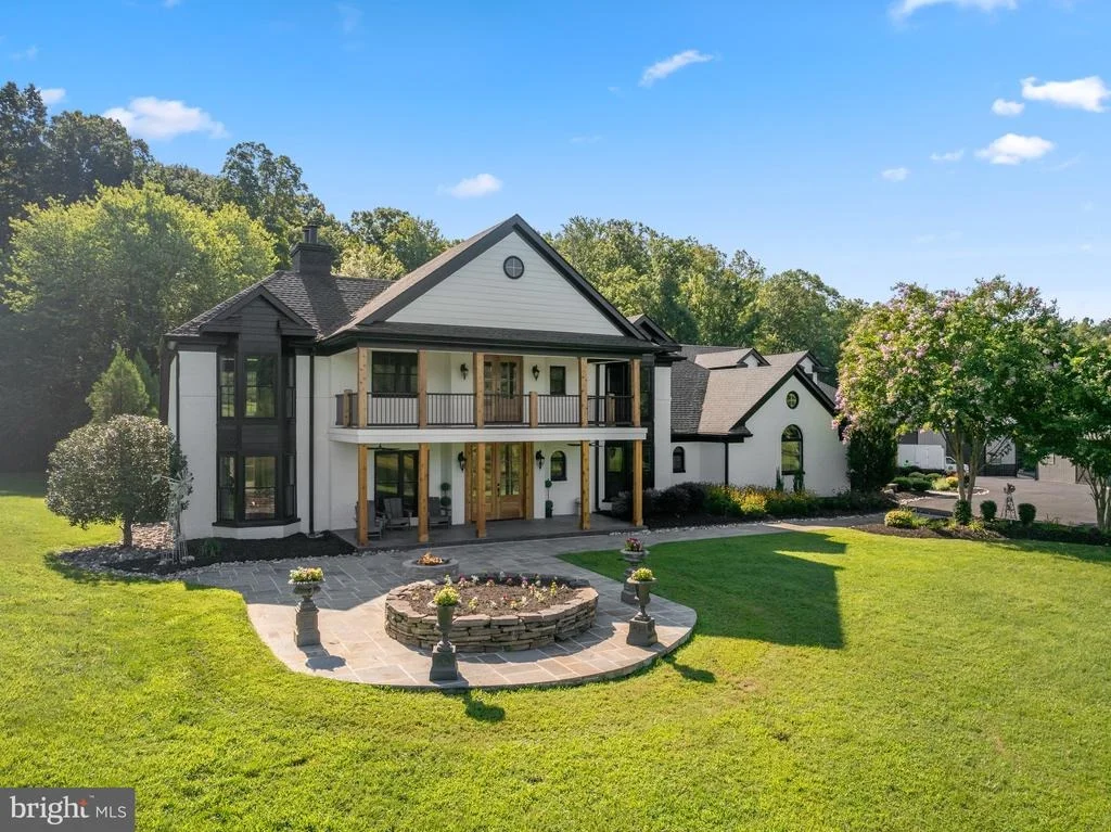 Photo of 19427 ROLLING HILLS DRIVE