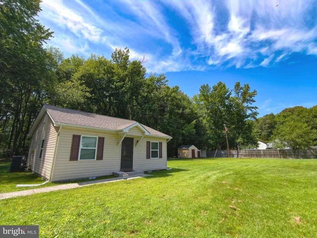 Photo of 6066 SHADY SIDE ROAD
