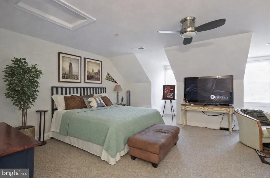Photo of 20 MAXWELL SQUARE