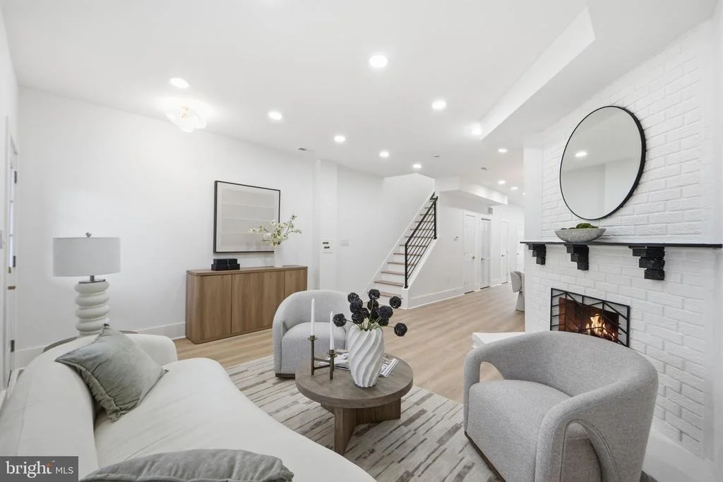 Photo of 325 14TH STREET NE