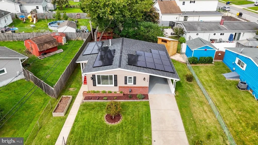 Photo of 1300 GILBERT PLACE