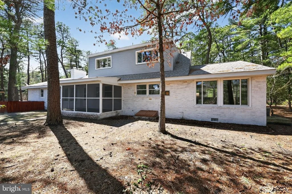 Photo of 113 W CENTENNIAL DRIVE