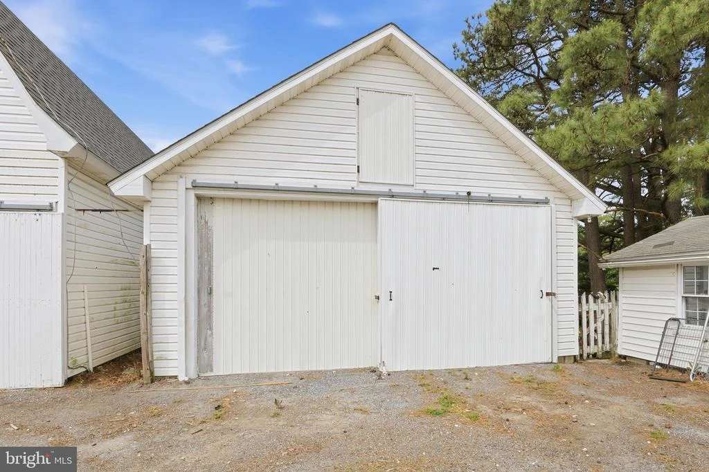 Photo of 32076 GORDY ROAD