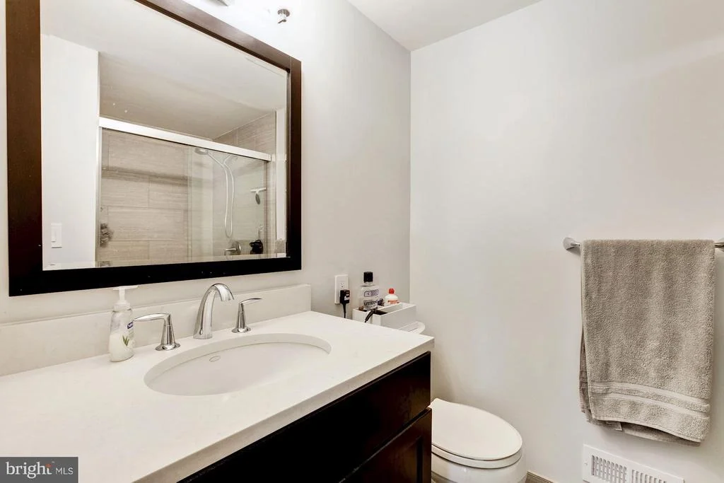 Photo of 6209 BROOKLYN BRIDGE ROAD