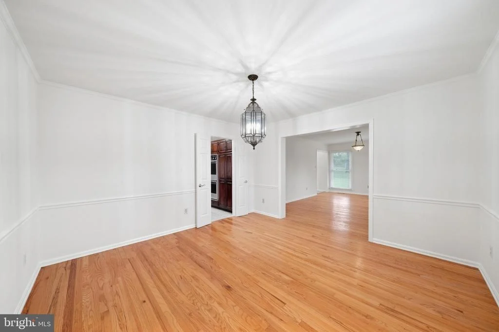 Photo of 1052 RIDGE ROAD